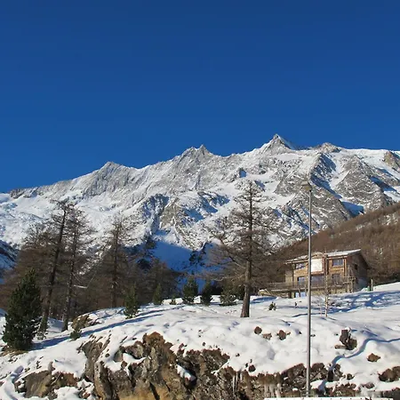 Appartementhaus Venetz Saas105 Ruhige Lage Direkt An Skibushaltestelle Зас-Фе