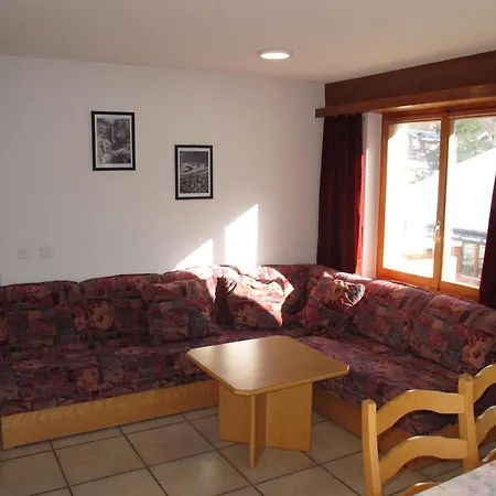 Appartementhaus Venetz Saas105 Ruhige Lage Direkt An Skibushaltestelle * Зас-Фе