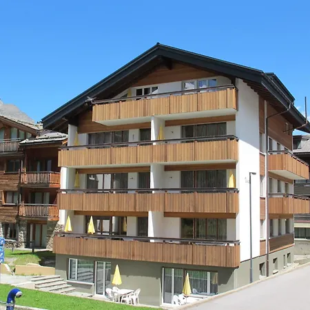 Appartementhaus Venetz Saas105 Ruhige Lage Direkt An Skibushaltestelle דירה